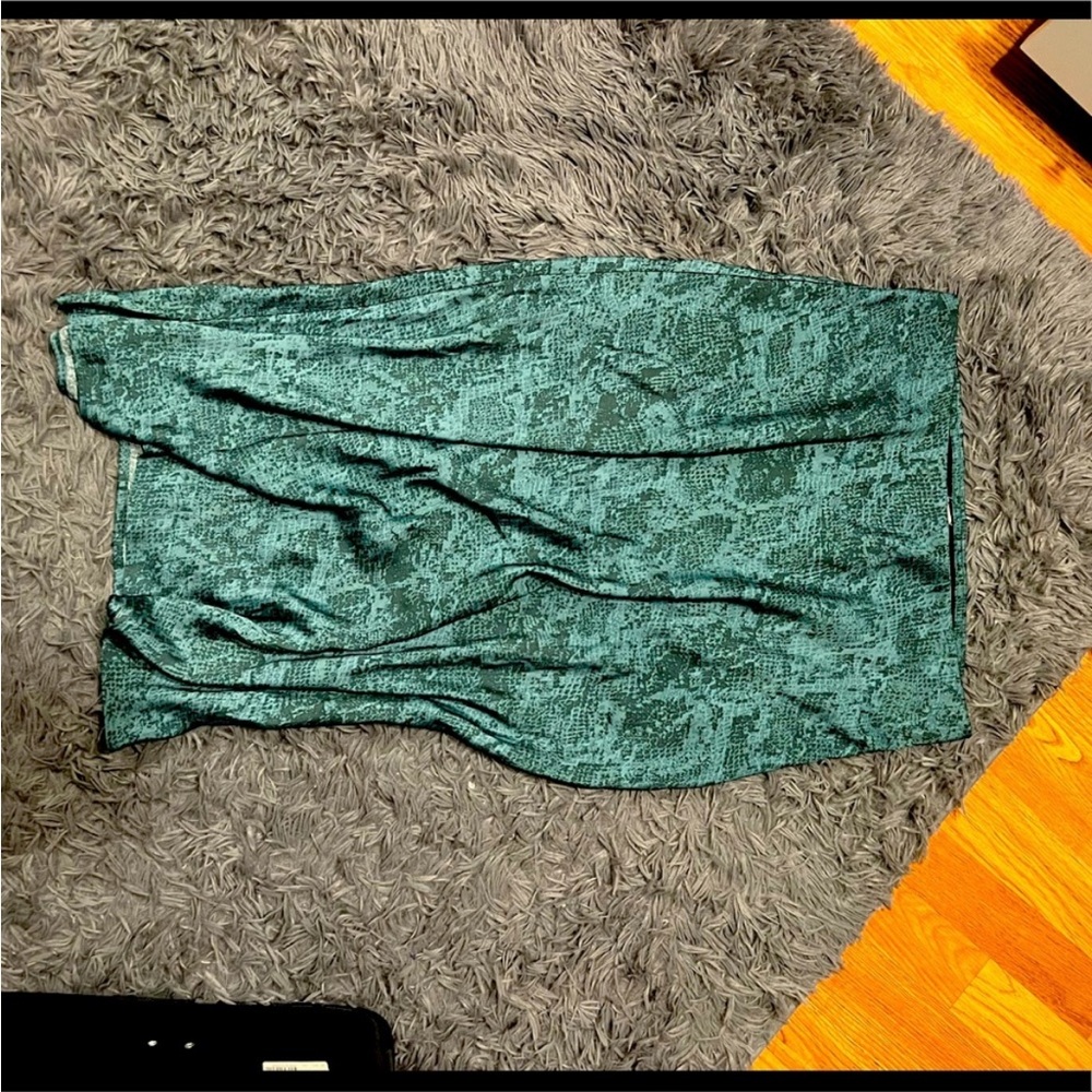 green skirt